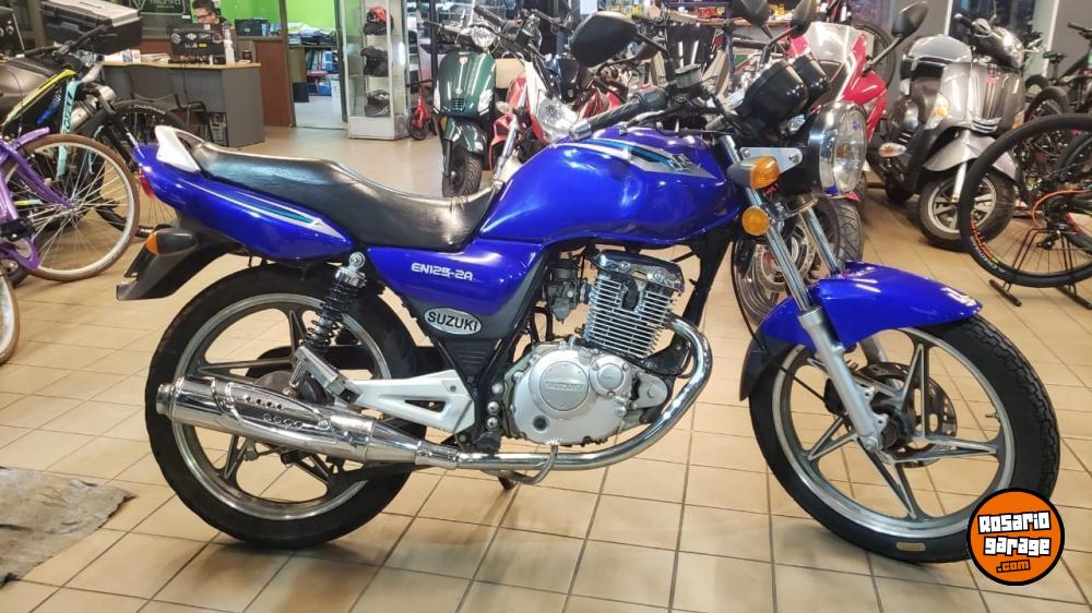 Suzuki en 125 2a