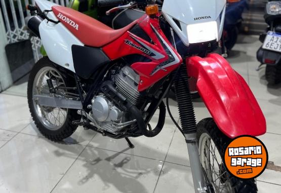 Motos - Honda XR TORNADO  250 2016 Nafta 15500Km - En Venta