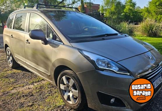 Autos - Peugeot 5008 FELINE 7 ASIENTOS 2016 Nafta 108000Km - En Venta