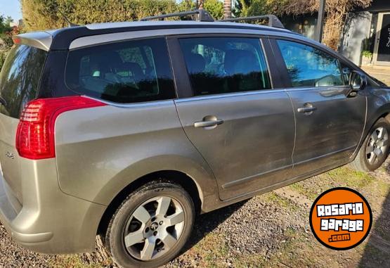 Autos - Peugeot 5008 FELINE 7 ASIENTOS 2016 Nafta 108000Km - En Venta