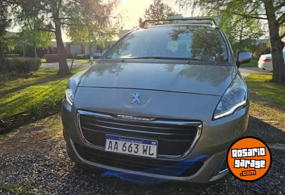 Autos - Peugeot 5008 FELINE 7 ASIENTOS 2016 Nafta 108000Km - En Venta