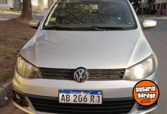 Autos - Volkswagen SURAN CONFORTLINE 2019 Nafta 100000Km - En Venta