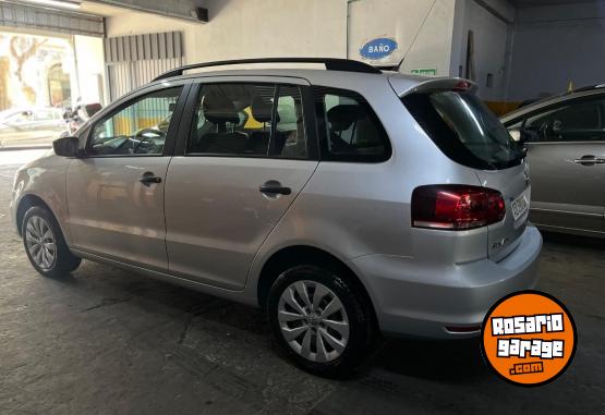 Autos - Volkswagen SURAN CONFORTLINE 2019 Nafta 100000Km - En Venta