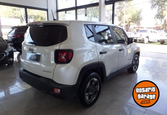 Camionetas - Jeep renegade sport 1.8 2018 Nafta 45000Km - En Venta