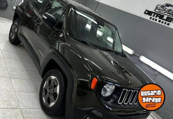 Camionetas - Chrysler RENEGADE SPORT 2017 Nafta 90000Km - En Venta