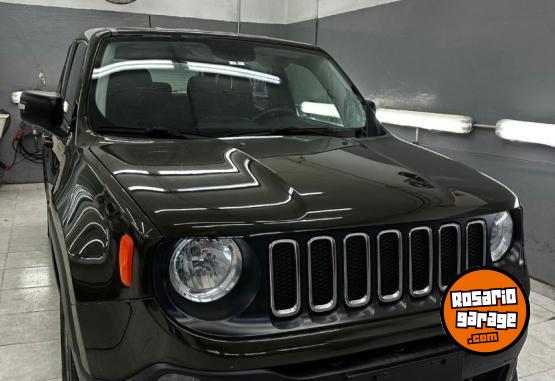 Camionetas - Chrysler RENEGADE SPORT 2017 Nafta 90000Km - En Venta