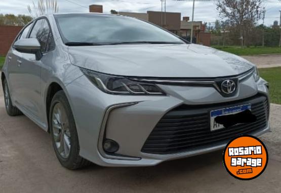 Autos - Toyota Corolla XLI CVT 2021 Nafta 59000Km - En Venta