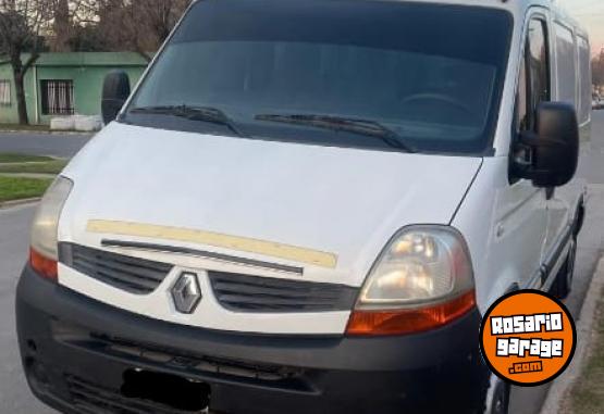 Utilitarios - Renault Master 2.5 2011 Diesel 250000Km - En Venta