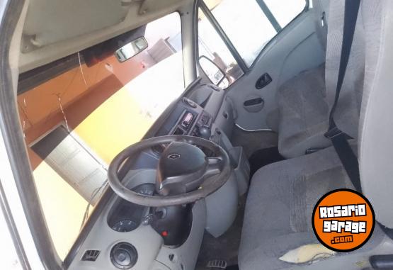 Utilitarios - Renault Master 2.5 2011 Diesel 250000Km - En Venta