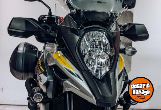 Motos - Suzuki V-STROM 1000 2018 Nafta 23800Km - En Venta