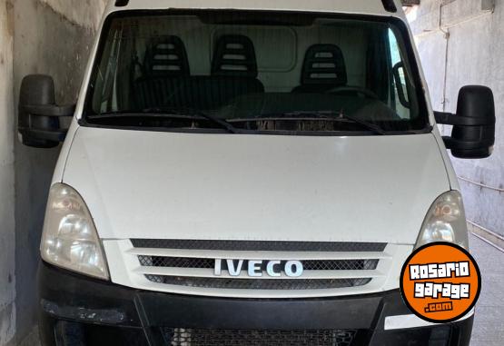 Camionetas - Fiat IVECO DAILY 55C16 PASO 33 2014 Diesel 352000Km - En Venta