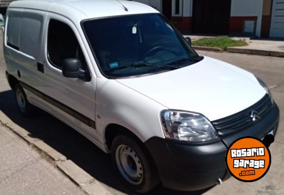 Utilitarios - Citroen Berlingo Furgon Business 2023 Nafta 37500Km - En Venta