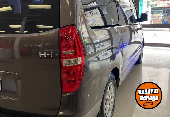 Utilitarios - Hyundai H1 2.5 Premium 1 2014 Diesel 130000Km - En Venta