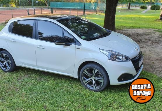 Autos - Peugeot 208 GT 2017 Nafta 59000Km - En Venta