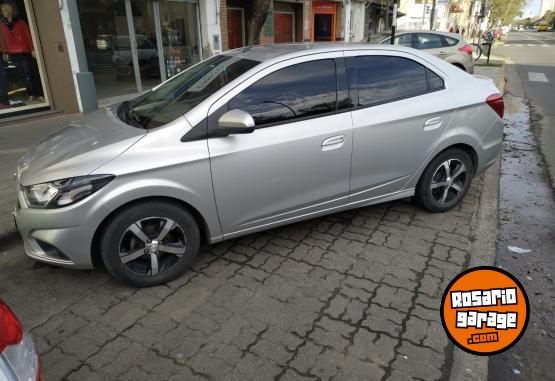 Autos - Chevrolet Prisma 2018 GNC 142000Km - En Venta