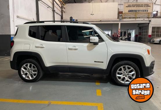 Camionetas - Jeep RENEGADE LONGITUDE 2.44X4 2016 Nafta 80000Km - En Venta