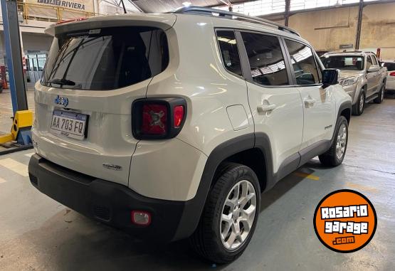 Camionetas - Jeep RENEGADE LONGITUDE 2.44X4 2016 Nafta 80000Km - En Venta