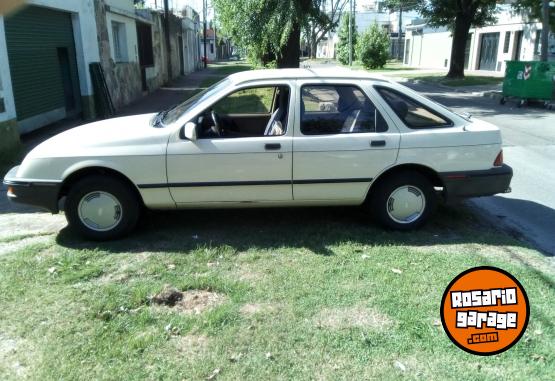 Autos - Ford Sierra 1.6 1986 Nafta 130000Km - En Venta