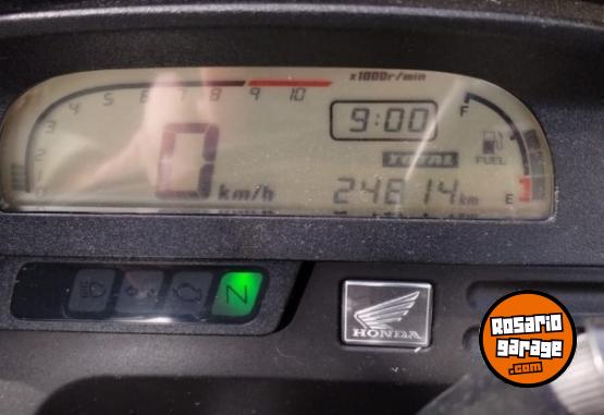 Motos - Honda XRE 300 2013 Nafta 24800Km - En Venta