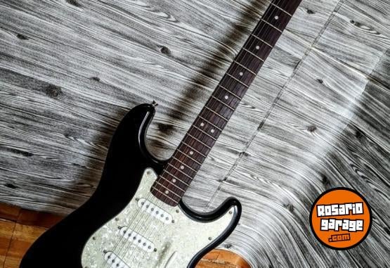 Instrumentos Musicales - Squier SE Special - En Venta