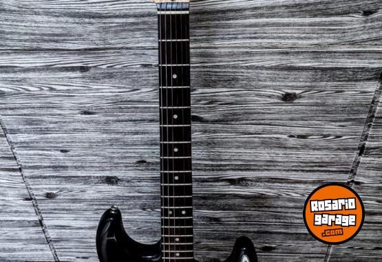 Instrumentos Musicales - Squier SE Special - En Venta