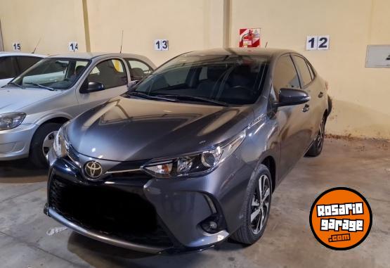 Autos - Toyota Yaris xls 4 puertas pack 2022 Nafta 16400Km - En Venta