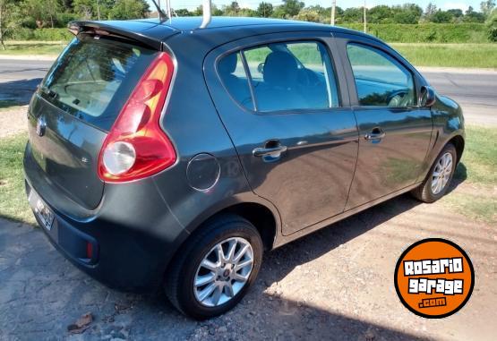 Autos - Fiat Novo palio 1.4 attractive 2014 Nafta 99000Km - En Venta