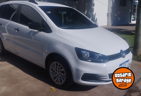 Autos - Volkswagen Suran confort 2018 GNC 70000Km - En Venta