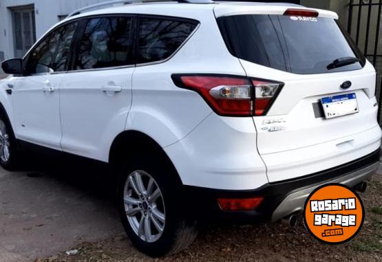 Camionetas - Ford Kuga SEL 4X4 2017 Nafta 86000Km - En Venta