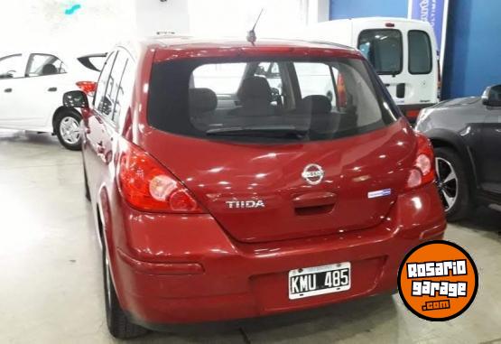 Autos - Nissan Tiida 2011 Nafta 150000Km - En Venta