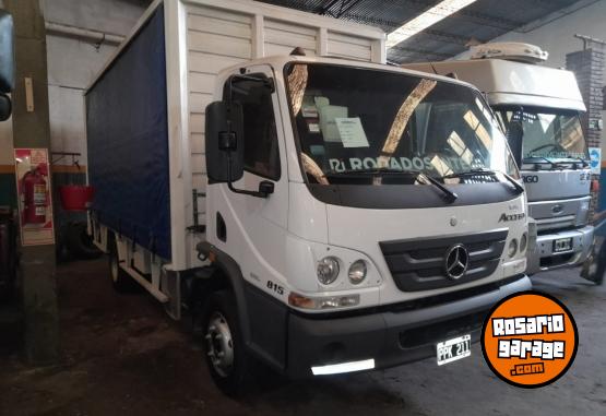 Camiones y Gras - MERCEDES BENZ - ACCELO 815 - CHASIS CARROZADO SIDER - 2016 - En Venta