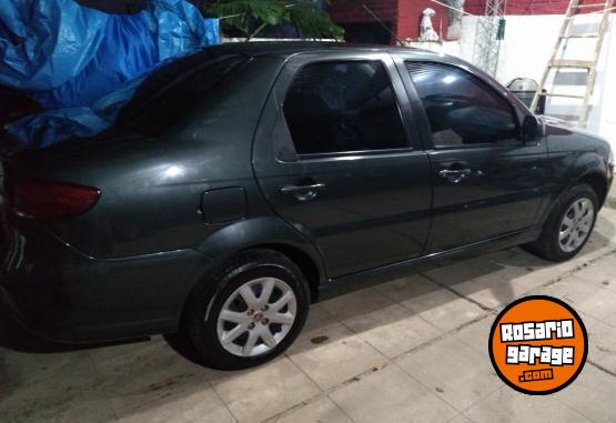 Autos - Fiat Siena 2014 GNC 250000Km - En Venta