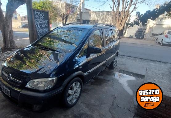 Autos - Chevrolet Zafira 2004 GNC 320000Km - En Venta