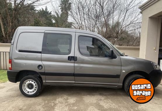 Utilitarios - Citroen Berlingo 2020 Diesel 80030Km - En Venta