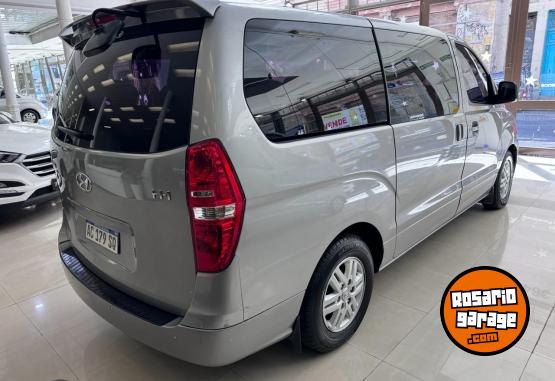 Utilitarios - Hyundai H1 2.5 Premium 2018 Diesel 110000Km - En Venta