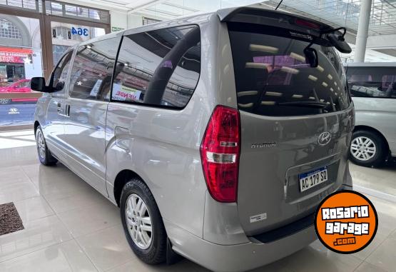 Utilitarios - Hyundai H1 2.5 Premium 2018 Diesel 110000Km - En Venta