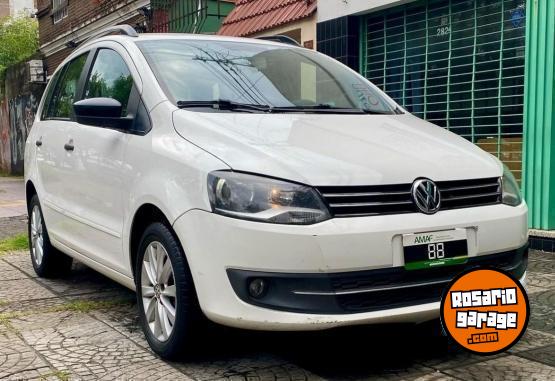 Autos - Volkswagen Suran Comfort accesorios 2013 Nafta 150000Km - En Venta