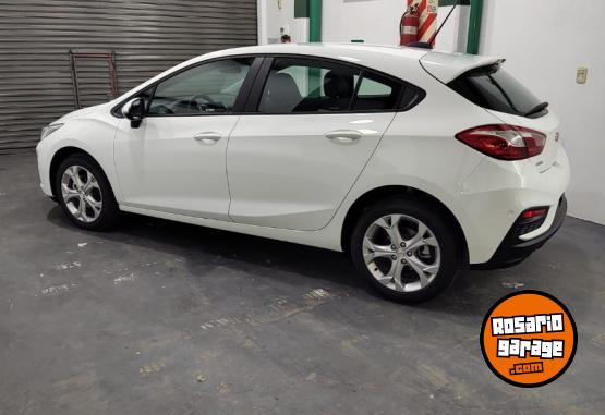 Autos - Chevrolet Cruze LT 2023 Nafta 400Km - En Venta