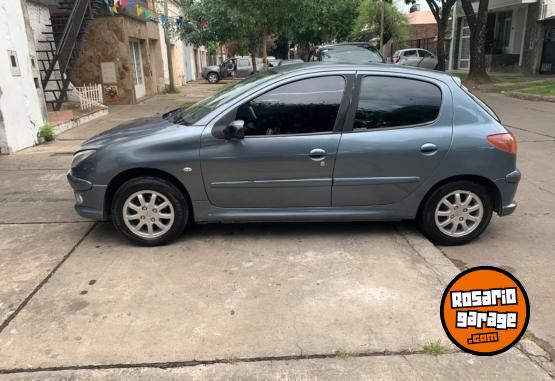 Autos - Peugeot 206 2008 Nafta 190000Km - En Venta