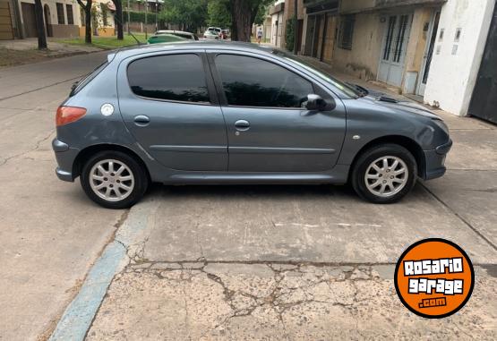 Autos - Peugeot 206 2008 Nafta 190000Km - En Venta