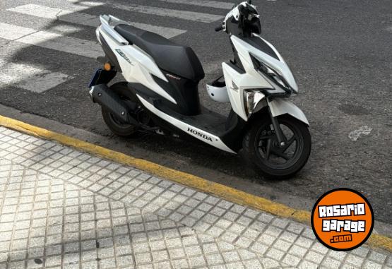 Motos - Honda Elite 2019 Nafta 5600Km - En Venta