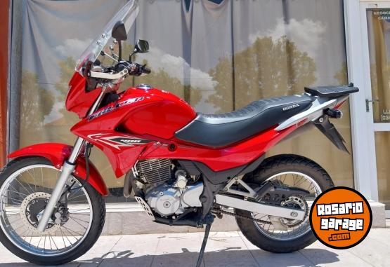 Motos - Honda Falcon 400 2015 Nafta 30000Km - En Venta