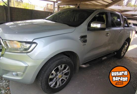 Camionetas - Ford Ranger 3.2 2016 Diesel 220000Km - En Venta