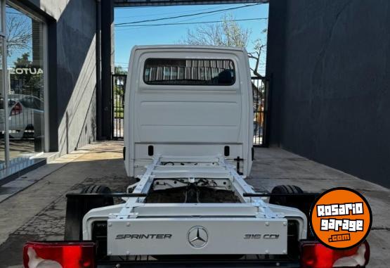 Camiones y Gras - Mercedes Benz Sprinter 316 CDI 2023 / 0KM - En Venta