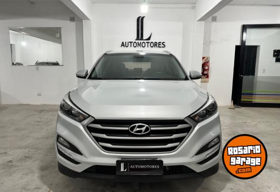 Camionetas - Hyundai tucson GL 2016 Nafta 79000Km - En Venta