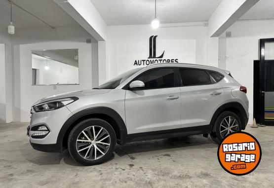 Camionetas - Hyundai tucson GL 2016 Nafta 79000Km - En Venta