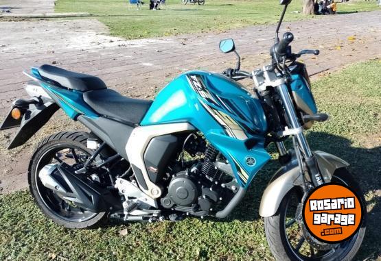 Motos - Yamaha Fz si 2023 Nafta 11000Km - En Venta