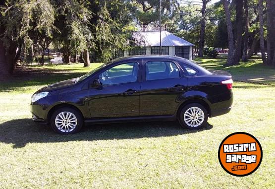 Autos - Fiat GRAN SIENA 2016 Nafta 98000Km - En Venta