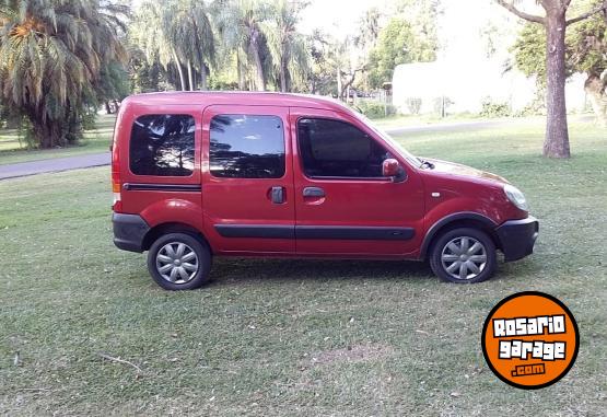 Utilitarios - Renault KANGOO 2011 Diesel 144000Km - En Venta