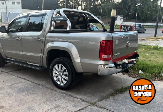 Camionetas - Volkswagen Amarok Highline 4x2 2016 Diesel 80000Km - En Venta